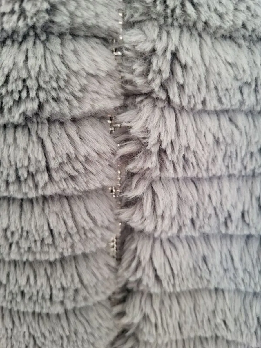 Stunning Faux Fur Coat - Image 4