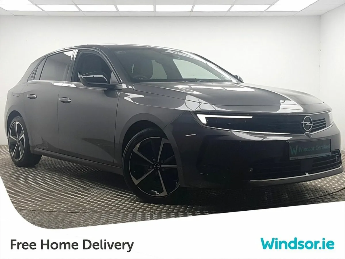 Opel Astra Elegance 1.2 Turbo 130PS 6 Speed - Image 1