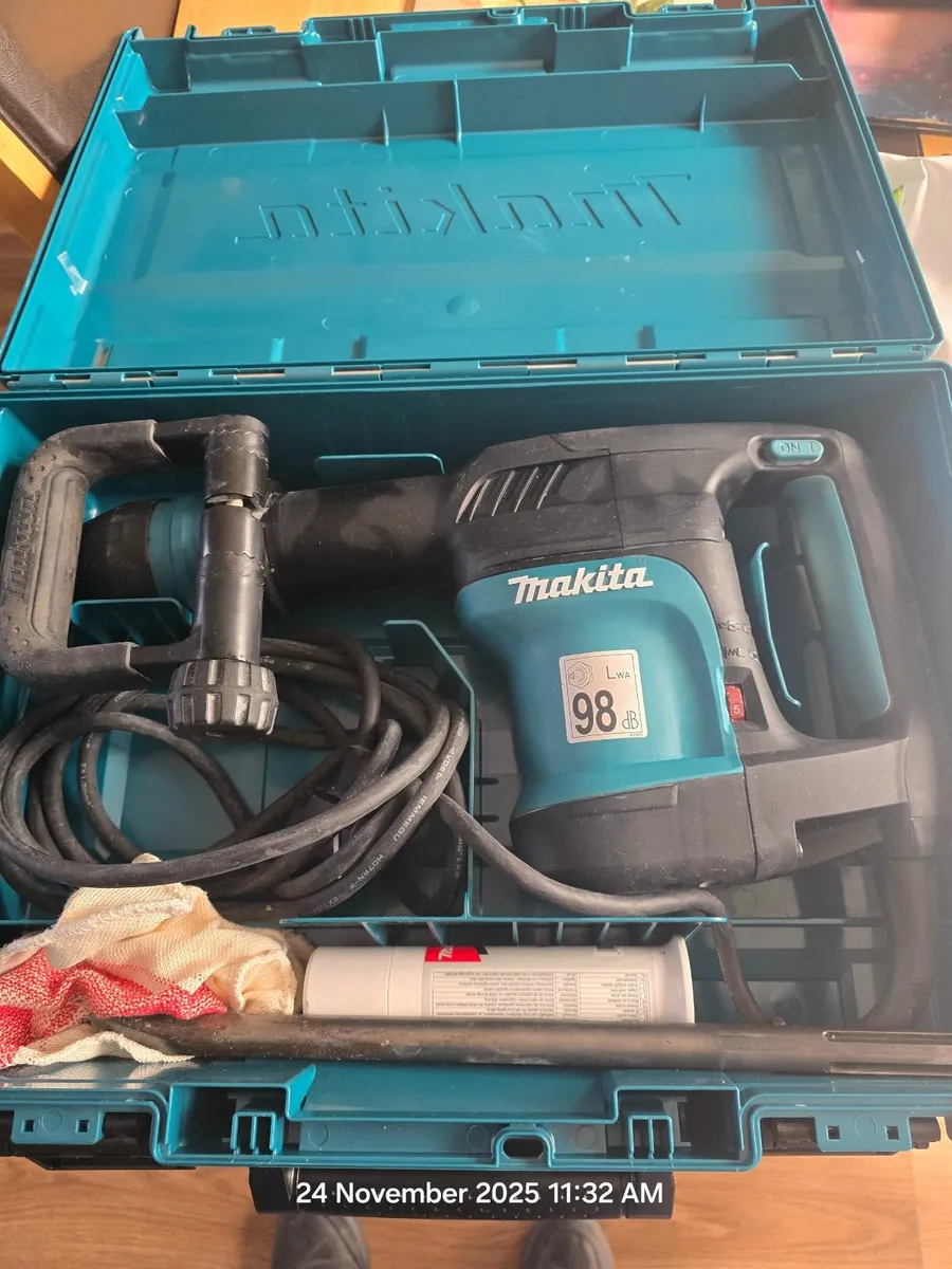Makita Demolition drill - Image 1