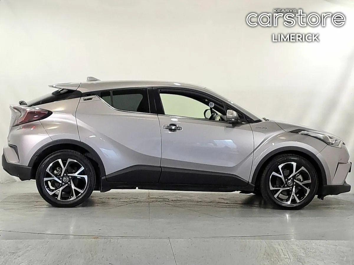 Toyota C-HR 1.8 PET HYBRID 5DR - Image 2