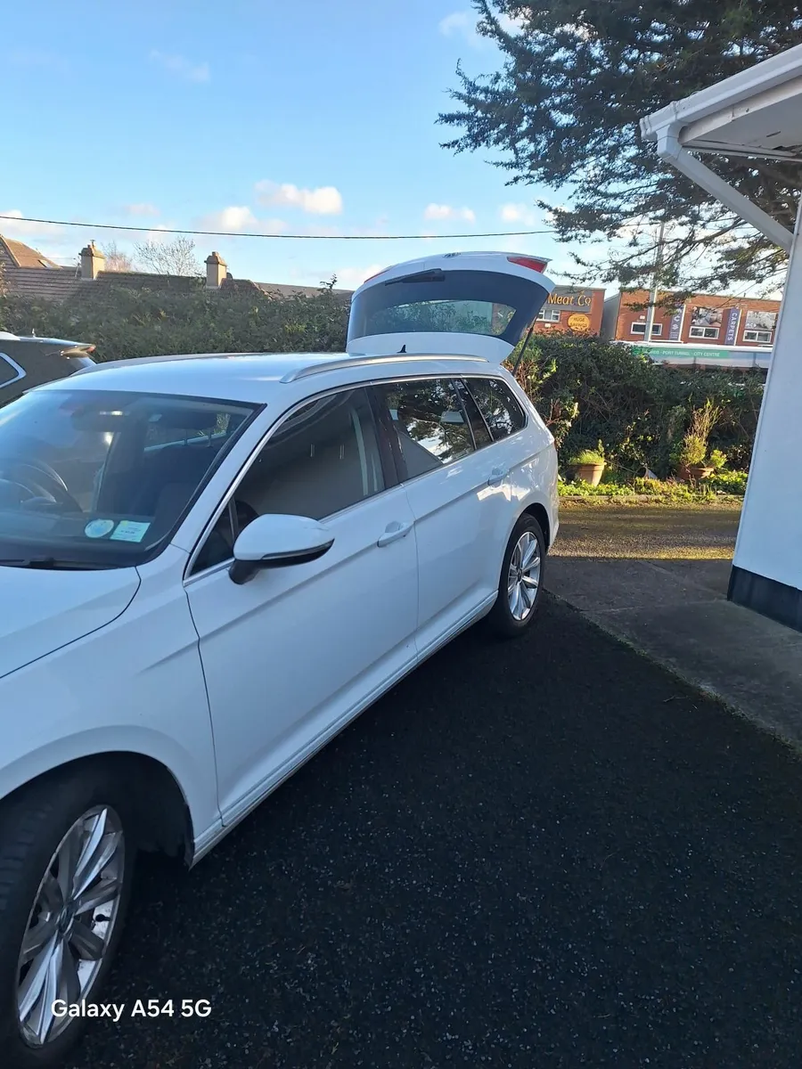 Volkswagen Passat 2015 - Image 3