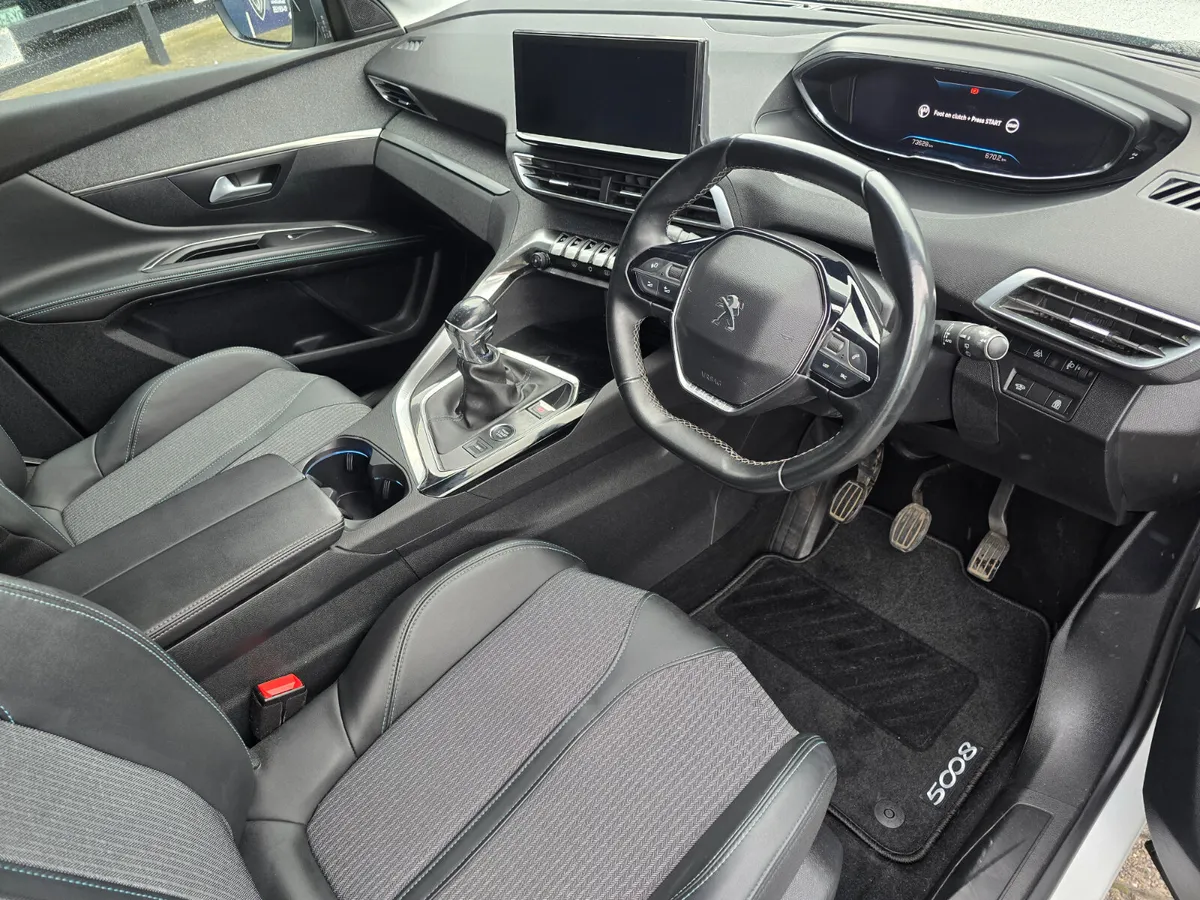 Peugeot 5008 2021 - Image 4