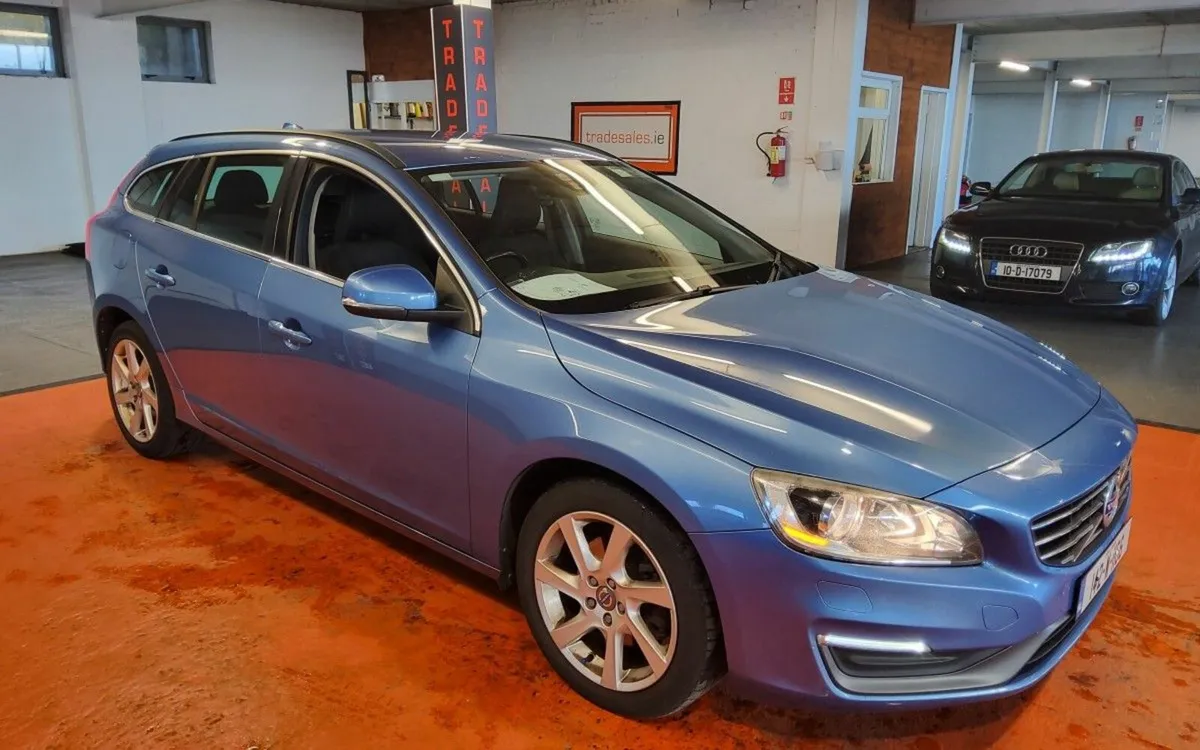 Volvo V60 D4 (181hp) SE Geartronic - Image 1