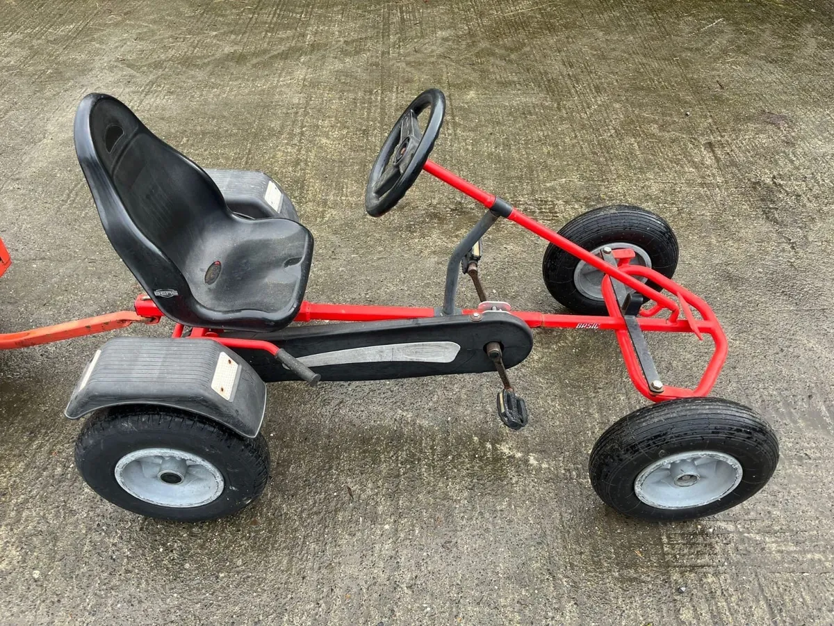 Berg Go-kart and trailer - Image 1