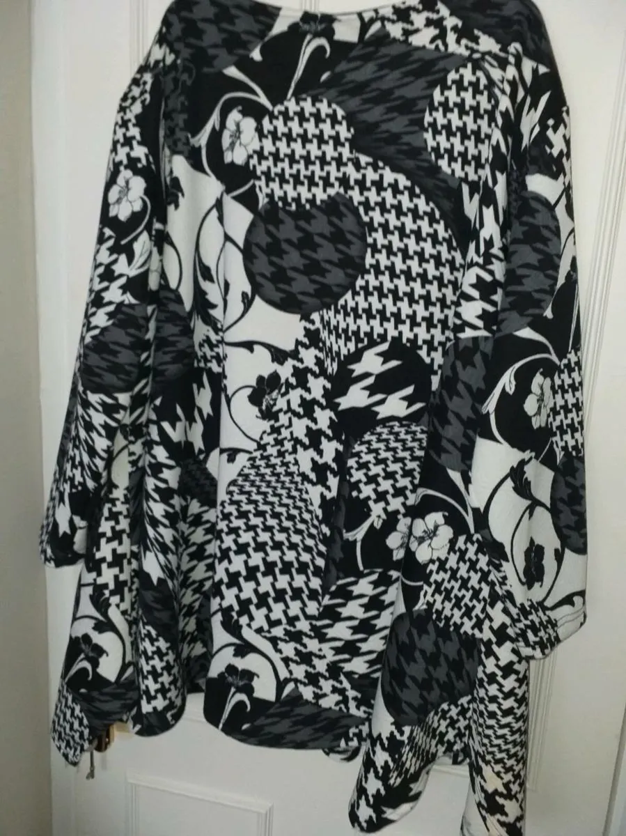 Coat AKH (German brand) - Image 3