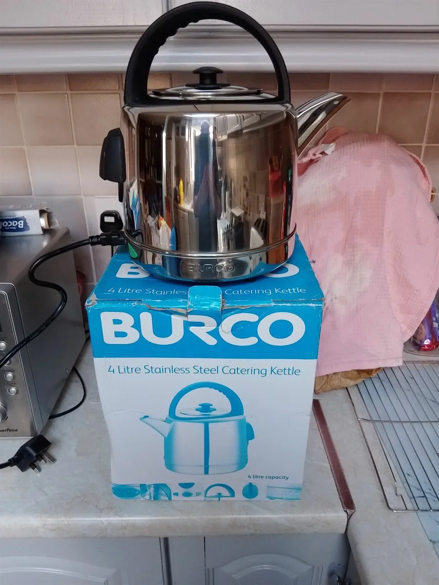 4 litre electric kettle - Image 2