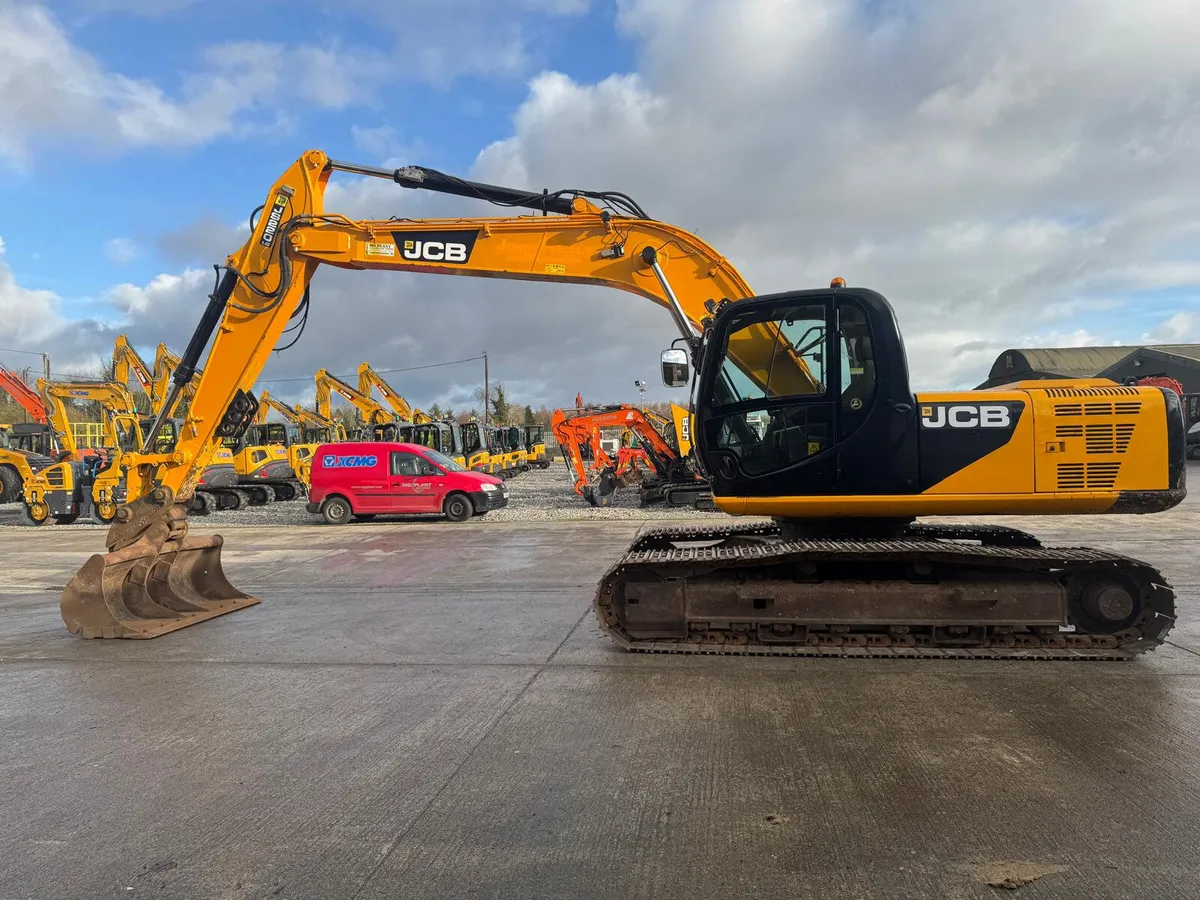 2013 JCB JS220LC - Image 3