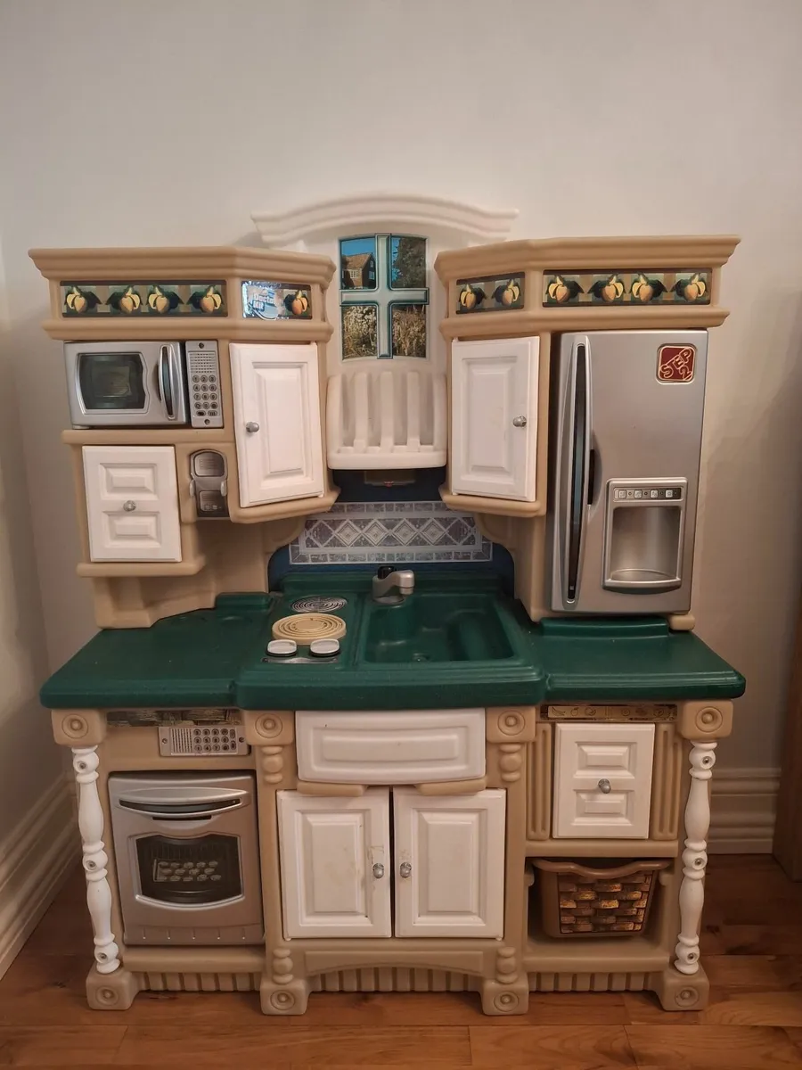 Step 2 Play Kitchen - Image 1