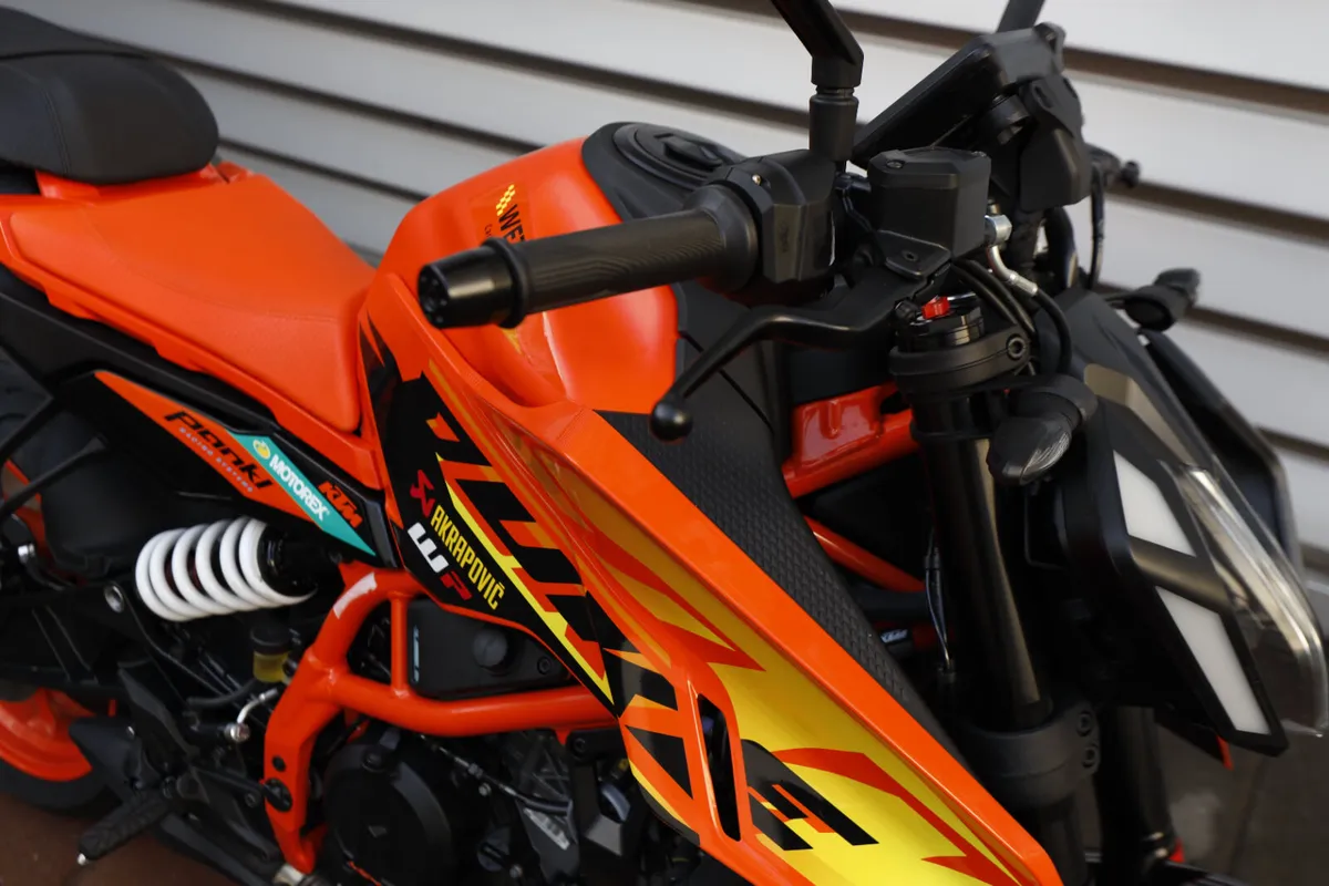 KTM 390 Duke - Image 3