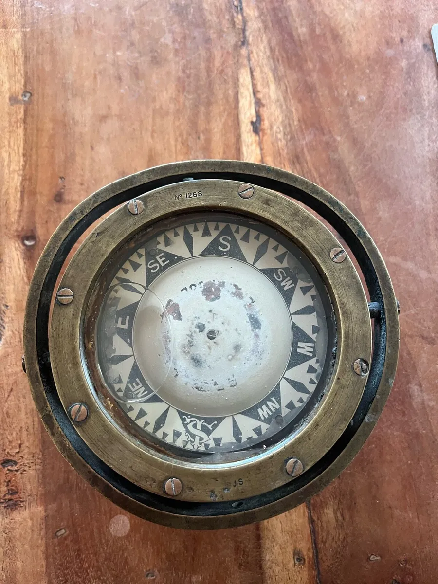 Vintage Brass Compass - Image 1