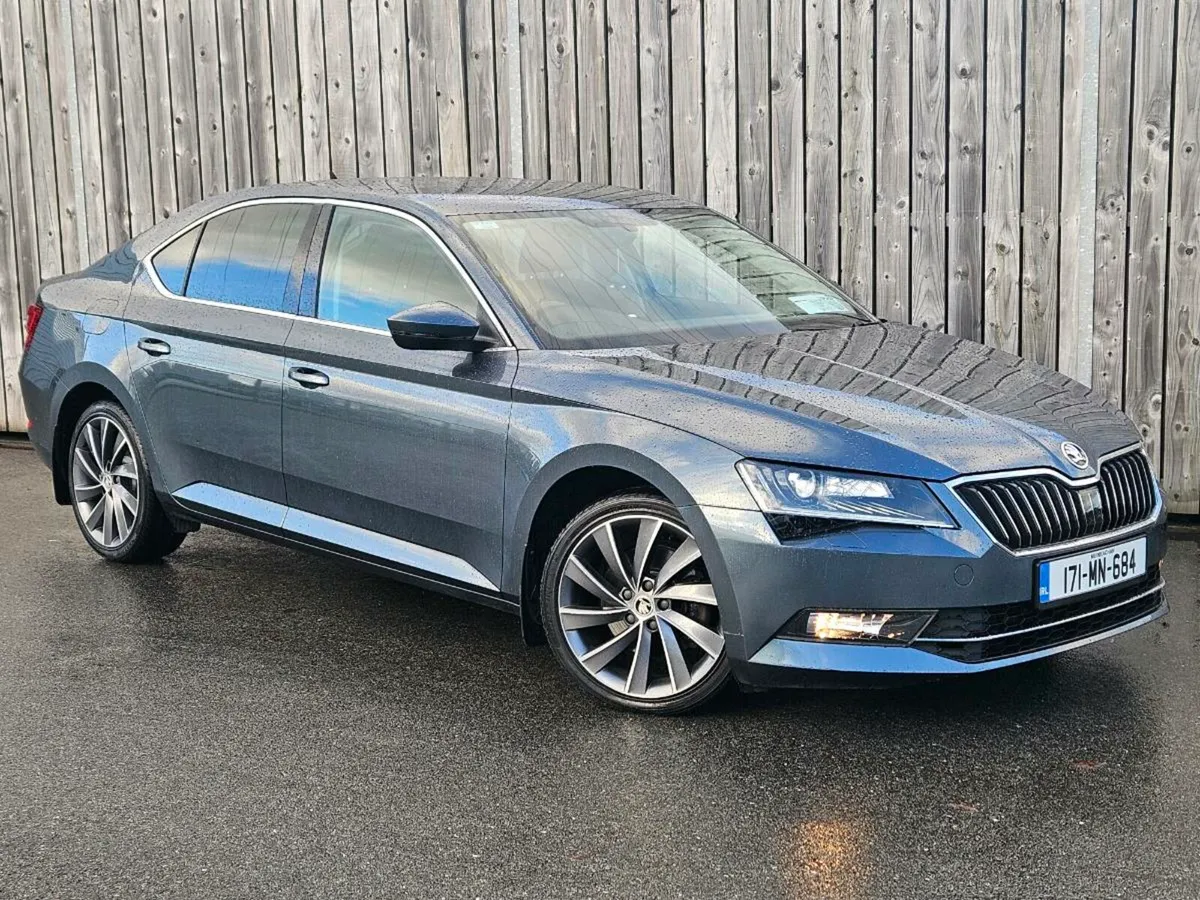 171 Skoda Superb 1.6TDI Executive - Image 4