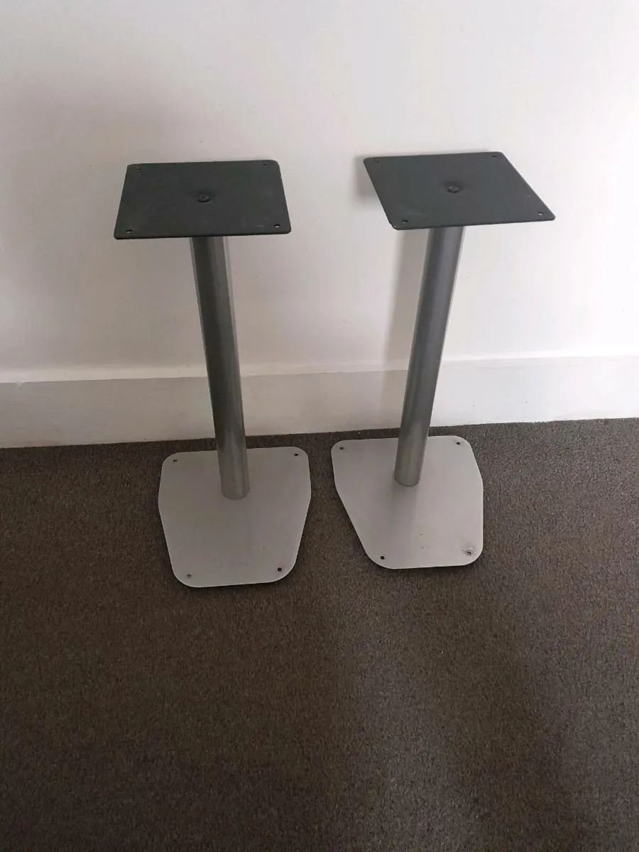 Speaker stands