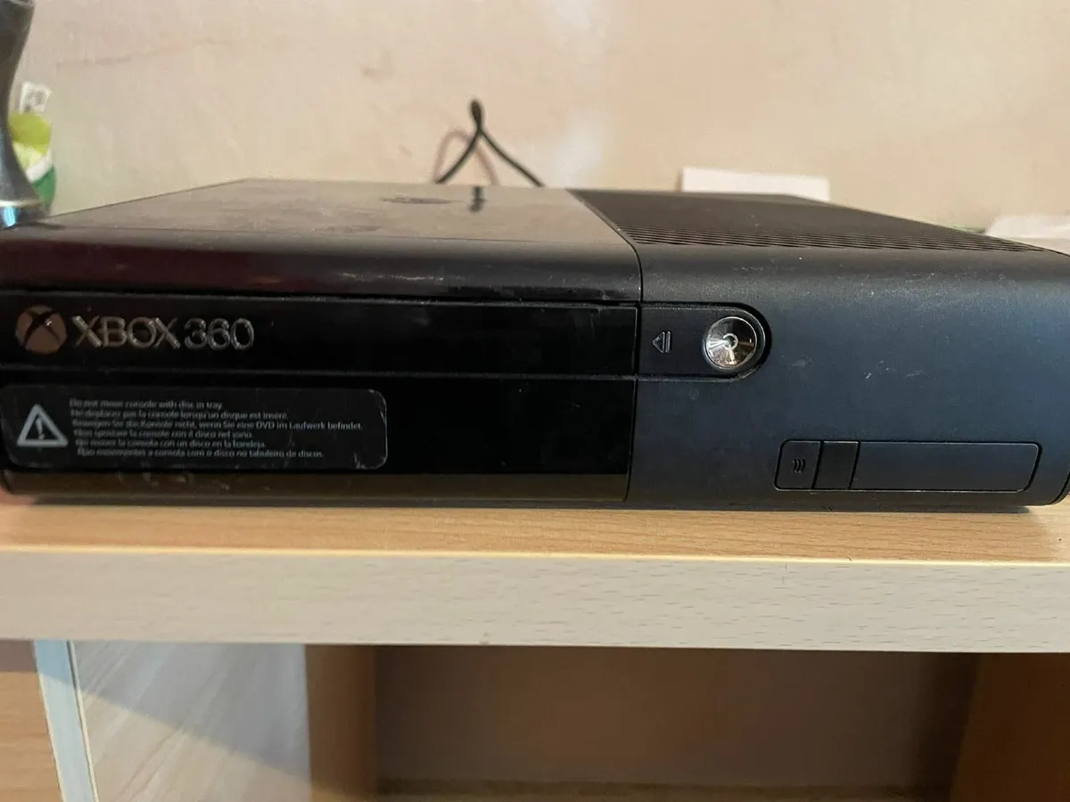 xbox 360 for sale plus games and ps4 games - Image 3