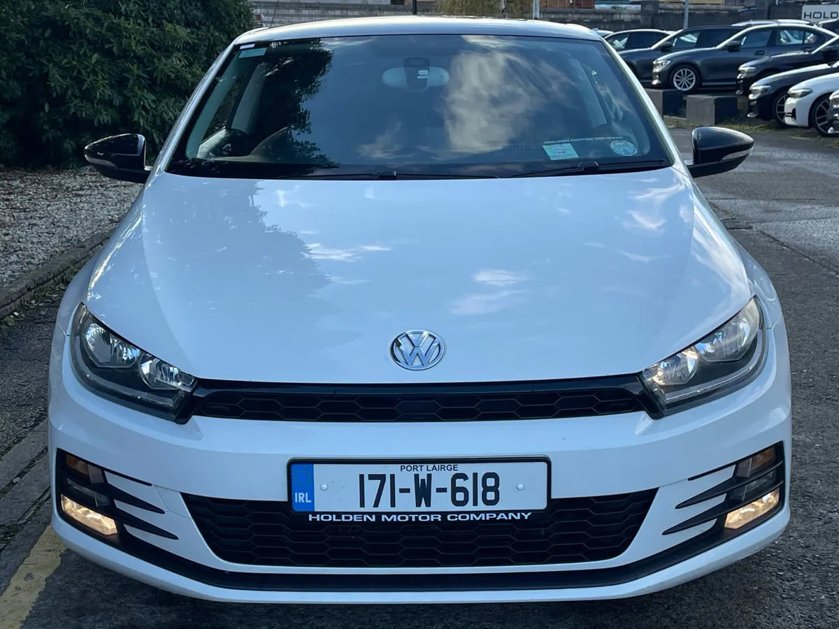 2017 Volkswagen Scirocco..APPLE CARPLAY..2 KEYS - Image 4