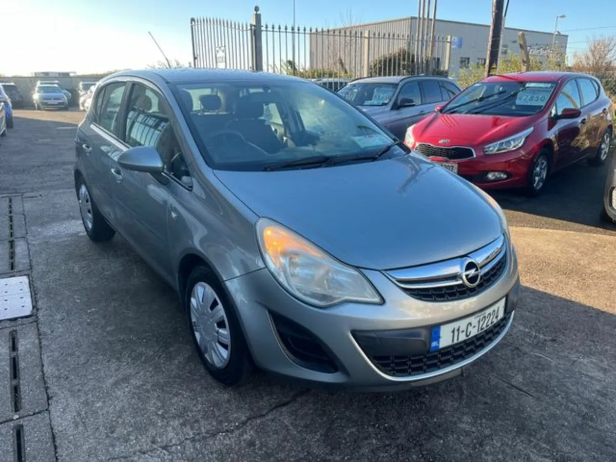 Opel Corsa SC 1.2I 16V Easytronic 5DR ELE - Image 2