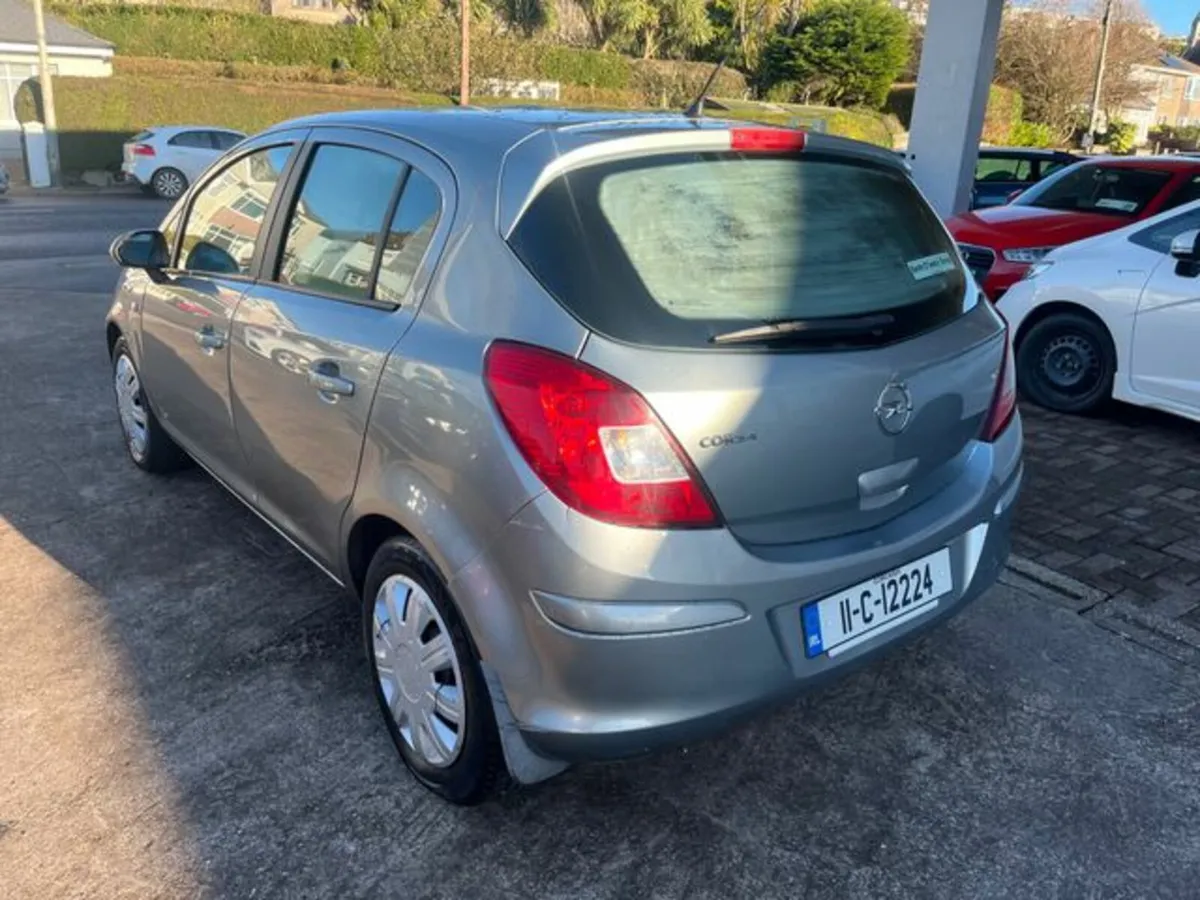 Opel Corsa SC 1.2I 16V Easytronic 5DR ELE - Image 4