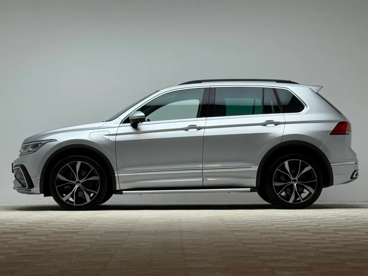 Volkswagen Tiguan R-LINE 1.4 TSI PHEV DSG - Image 4