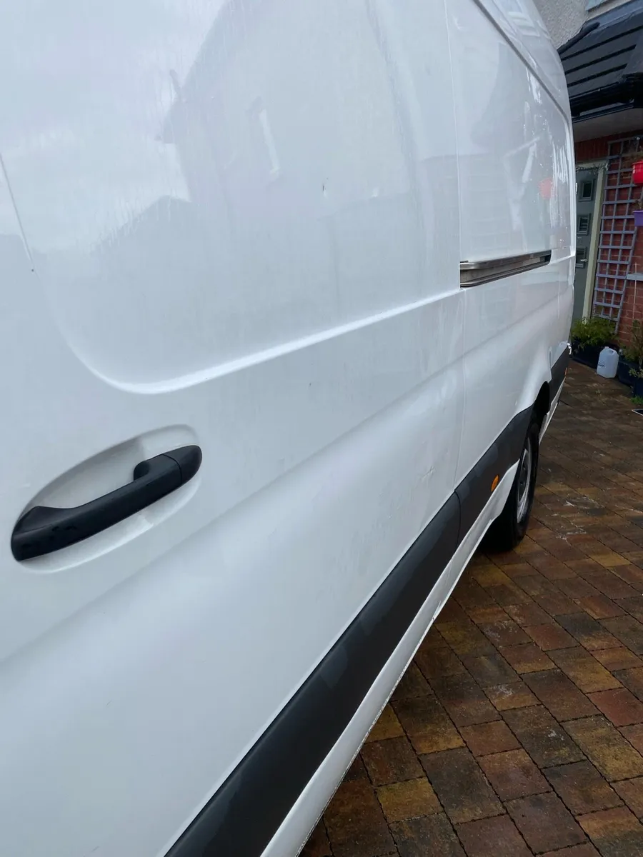LWB Mercedes Benz Sprinter - Image 4