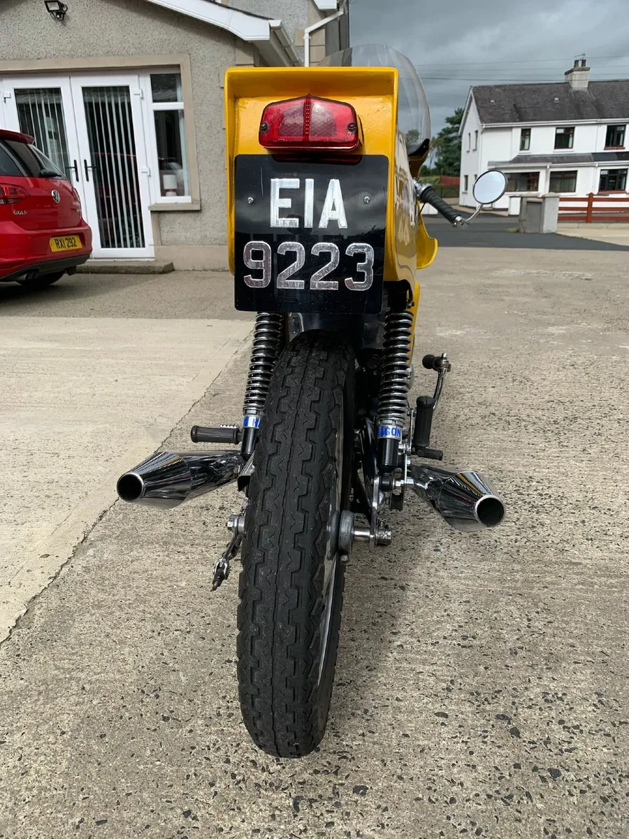 NORTON COMMANDO 750 1972 - Image 4