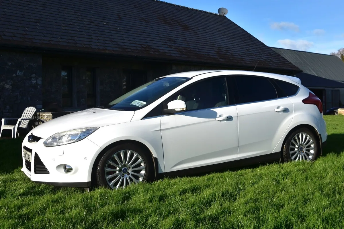 Ford Focus Titanium X - Image 2