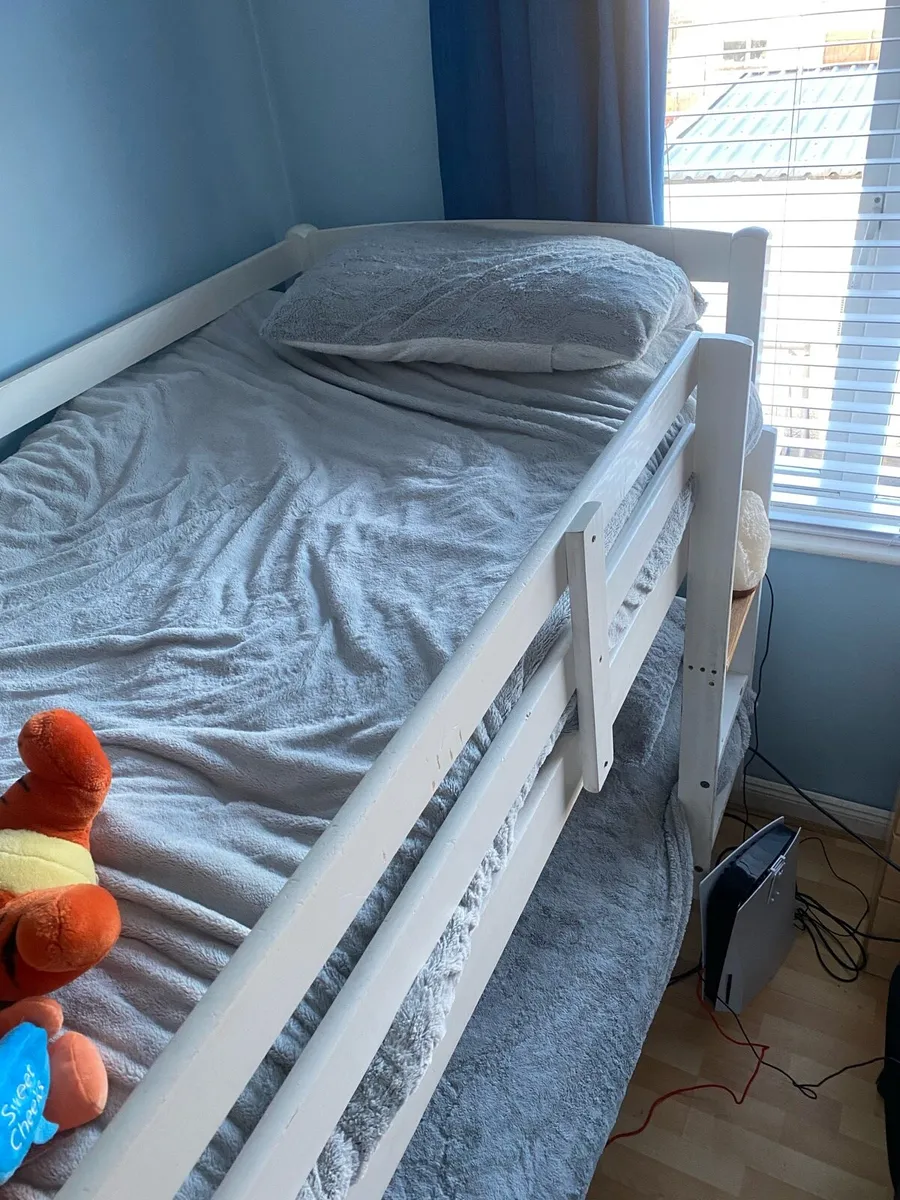 Kids Bunk Bed - Image 1