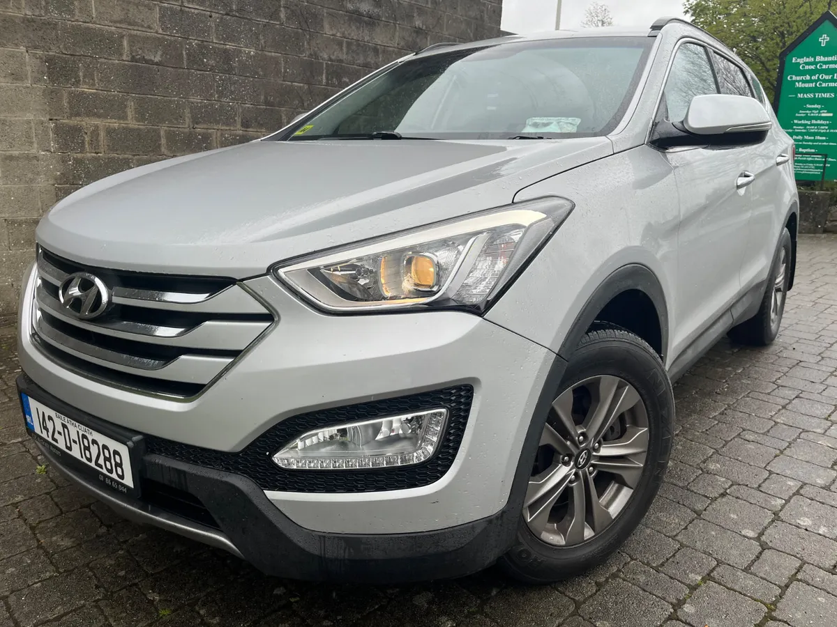Hyundai Santa Fe 2014 Exeuctive 4WD - Image 4