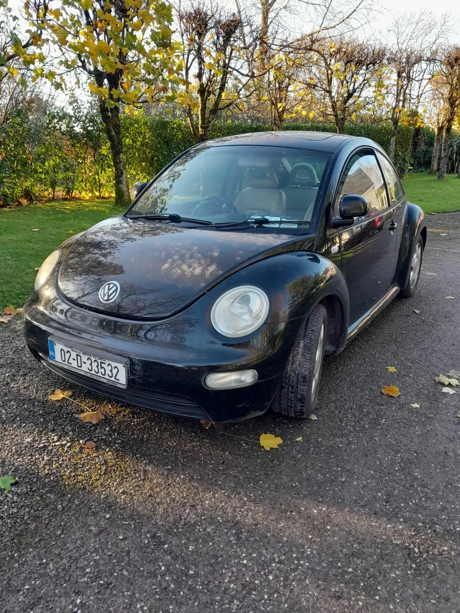Volkswagen Beetle 2002 - Image 1