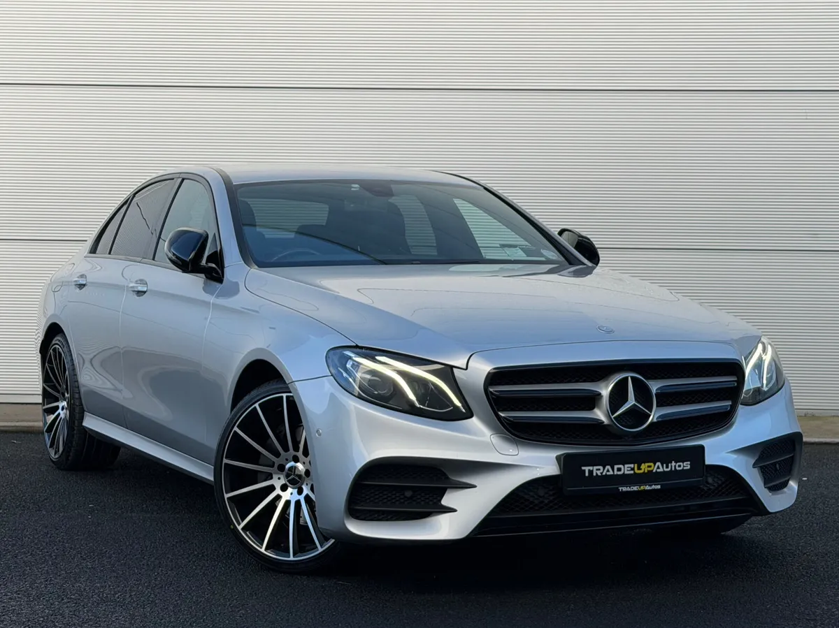 Mercedes-Benz E220d AMG NightPack - Image 2