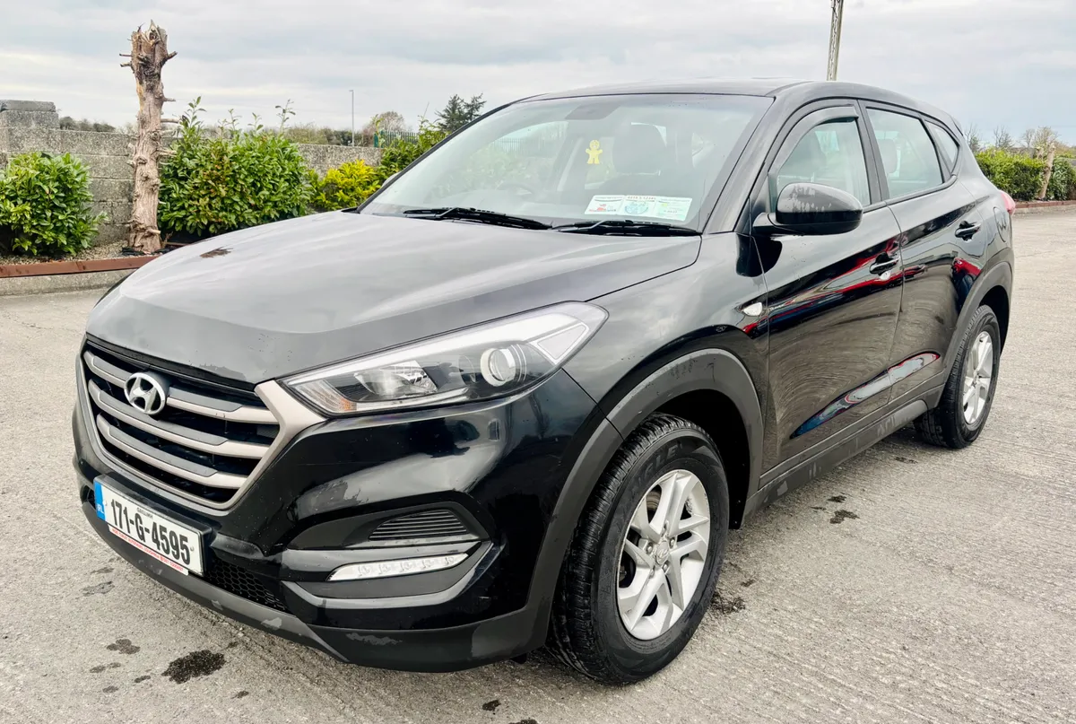 2017 HYUNDAI TUSCON - Image 1