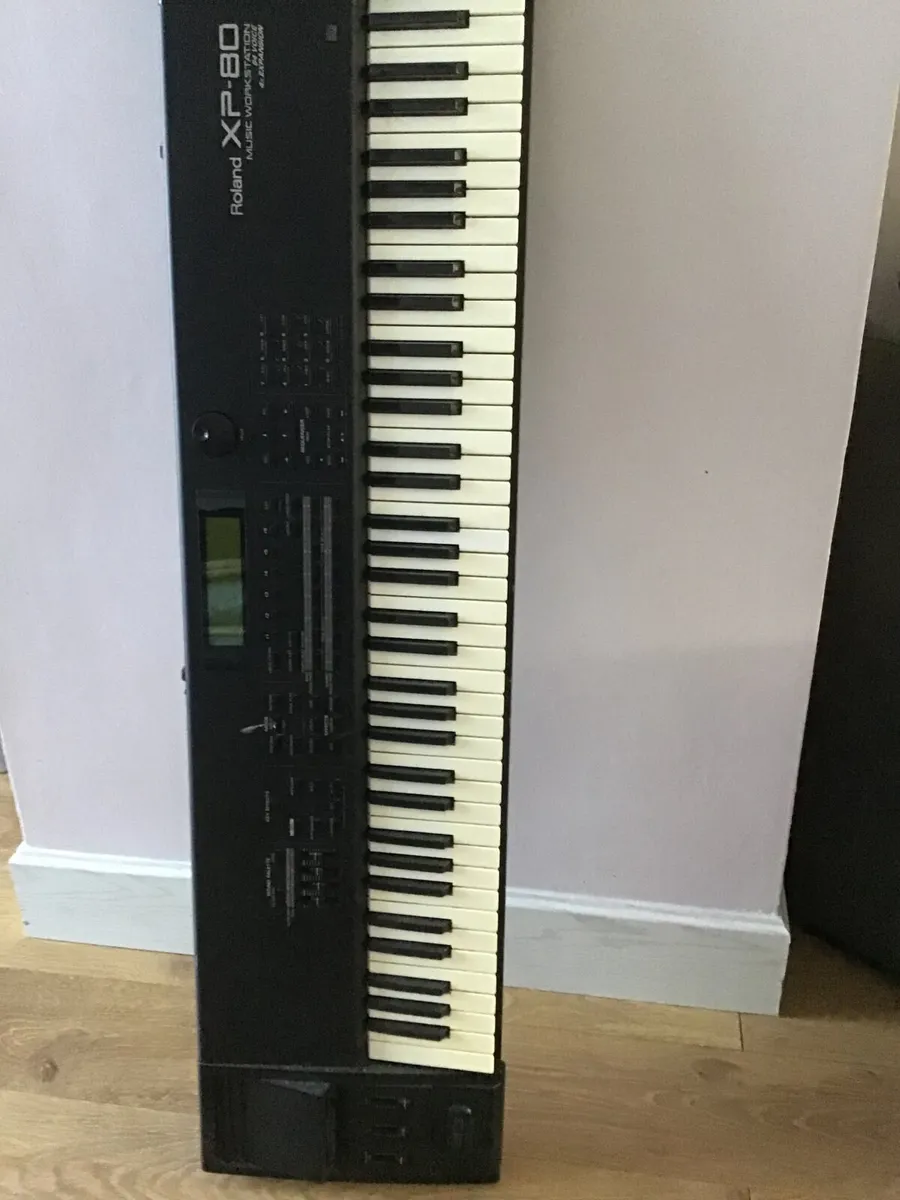 Musical equipment - Image 1