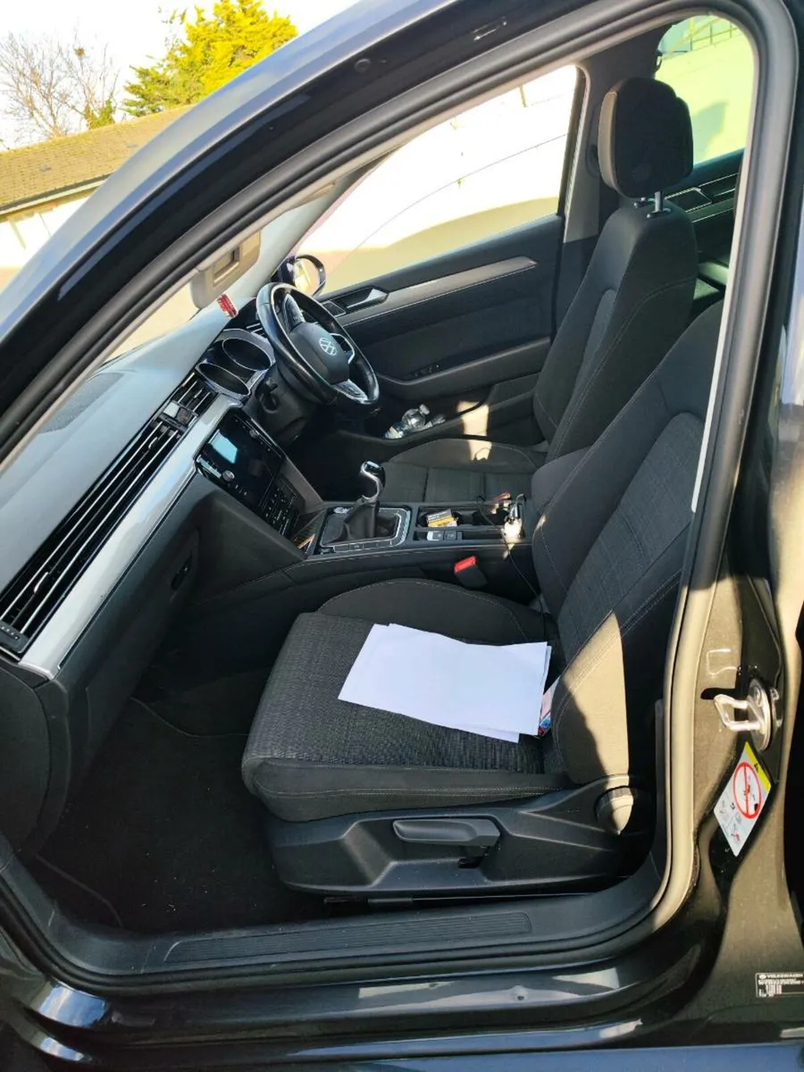 Volkswagen - Image 4