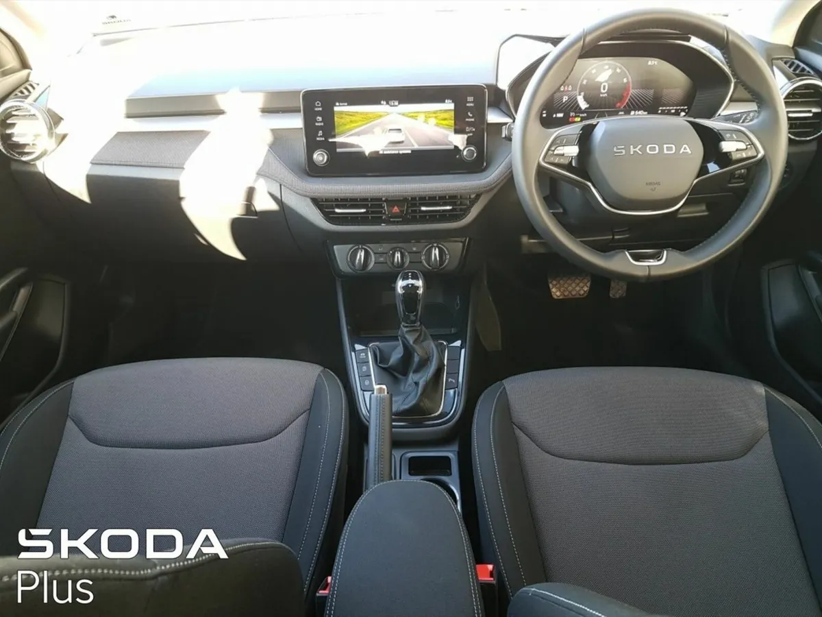 Skoda Fabia FABIA SELECTION 1.0TSI 115HP DSG - Image 2