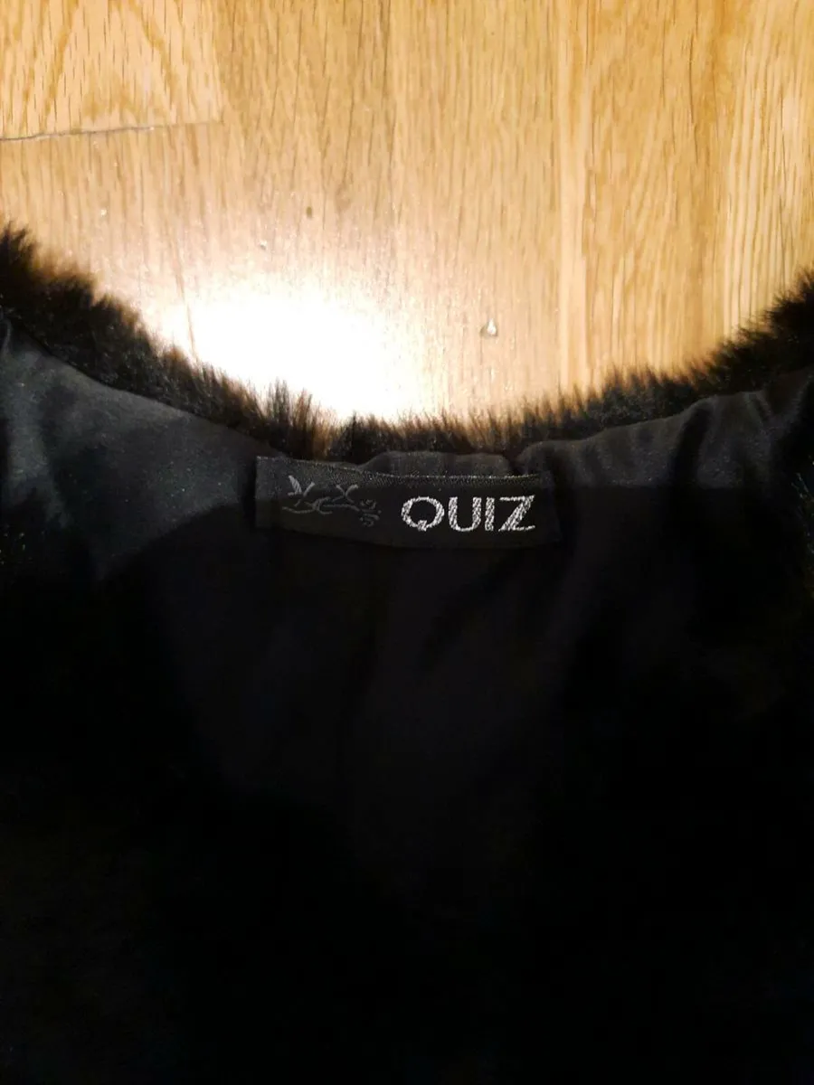 Black fur stowl/wrap - Image 2