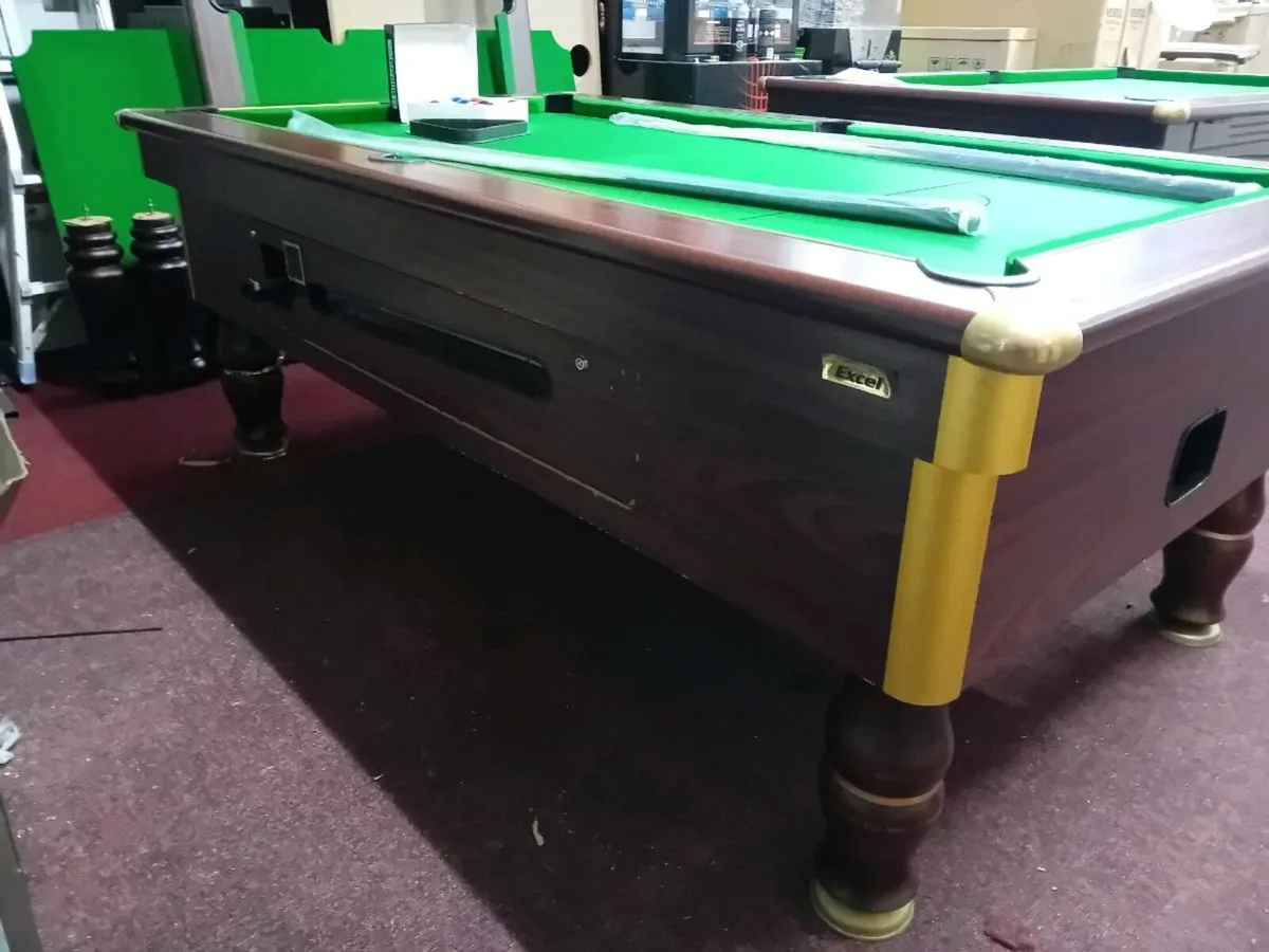 Pool table - Image 2
