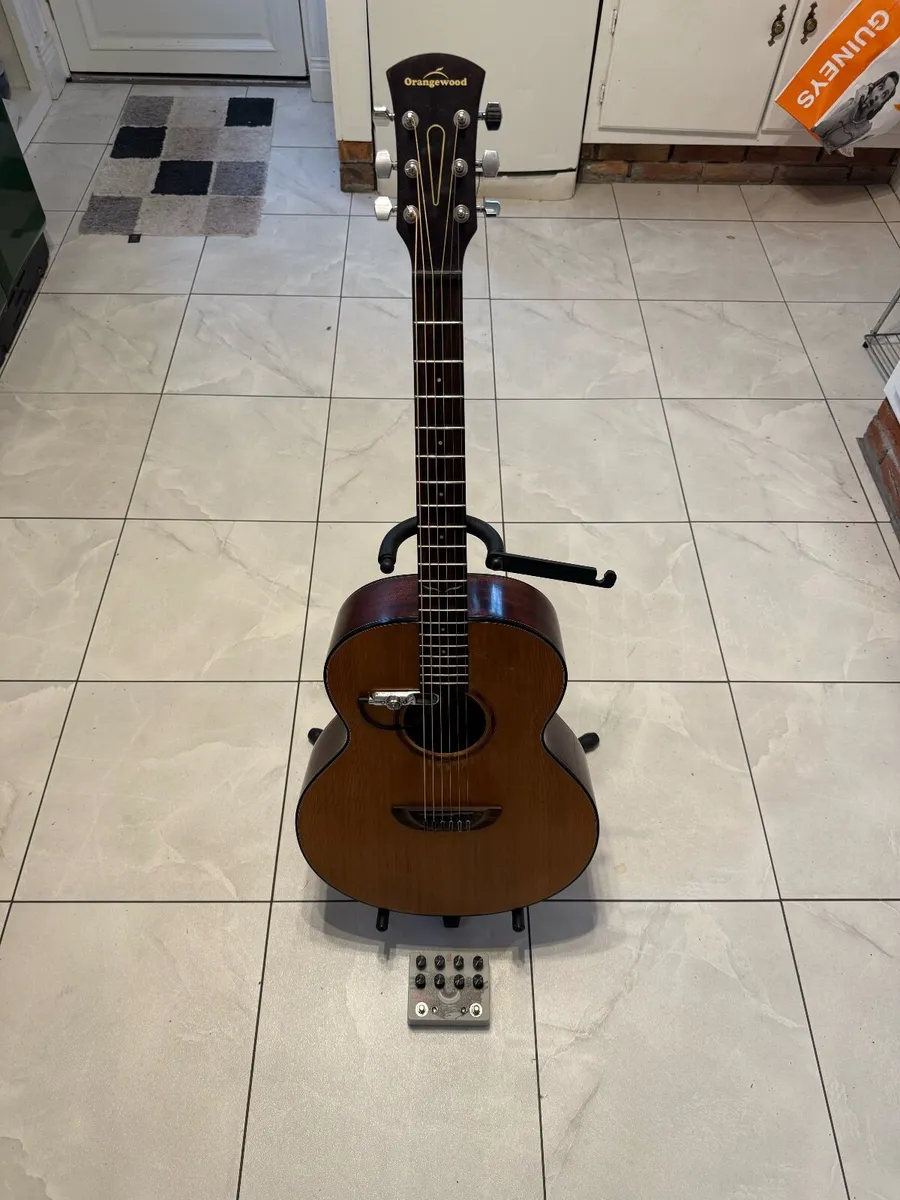 Orangewood Oliver/Lr Baggs/Submarine/Octave - Image 1