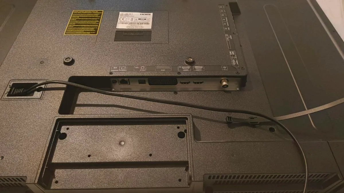 40 inch HD TV, 1080p - Image 2