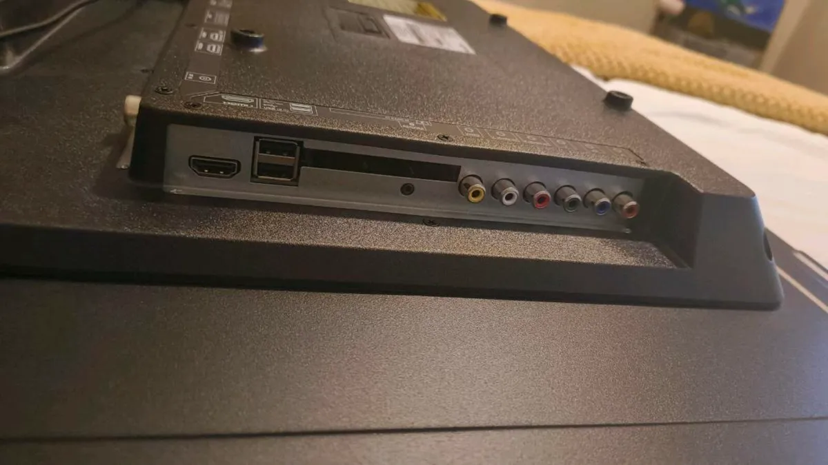 40 inch HD TV, 1080p - Image 3