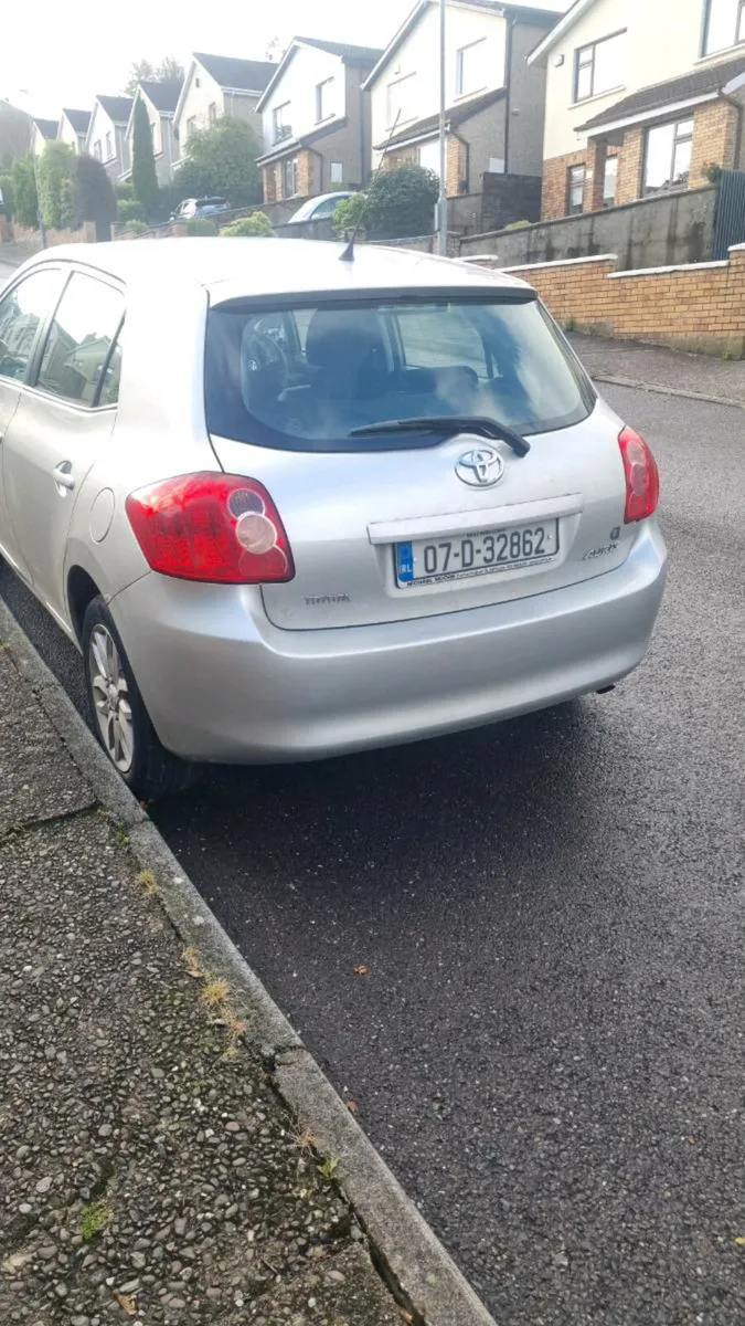 Toyota Auris - Image 2