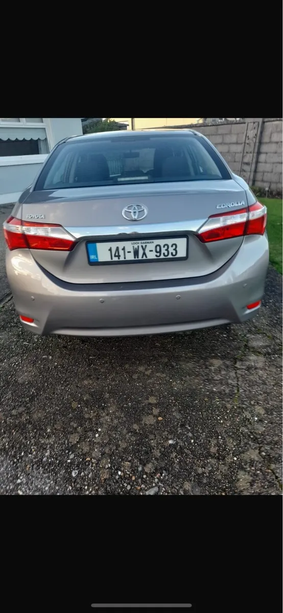 Car  Toyota Corolla - Image 2