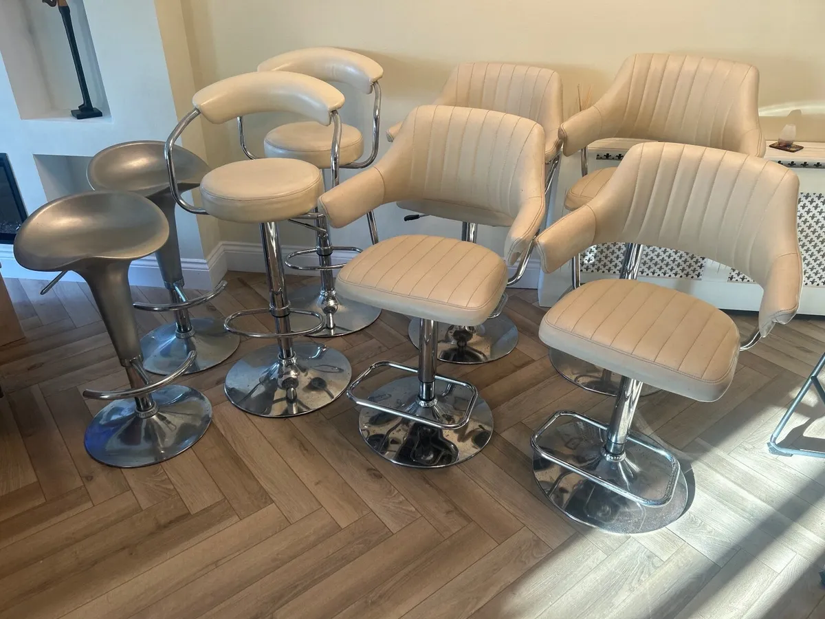 Loung/Kitchen Chairs x 8