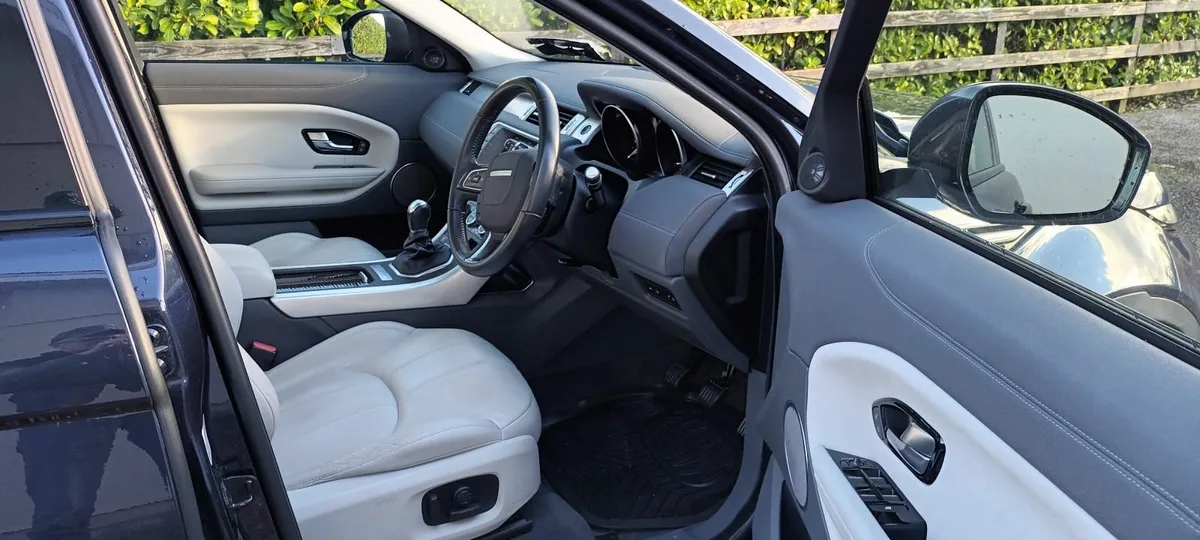 Land Rover Range Rover Evoque 2017 SE - Image 3