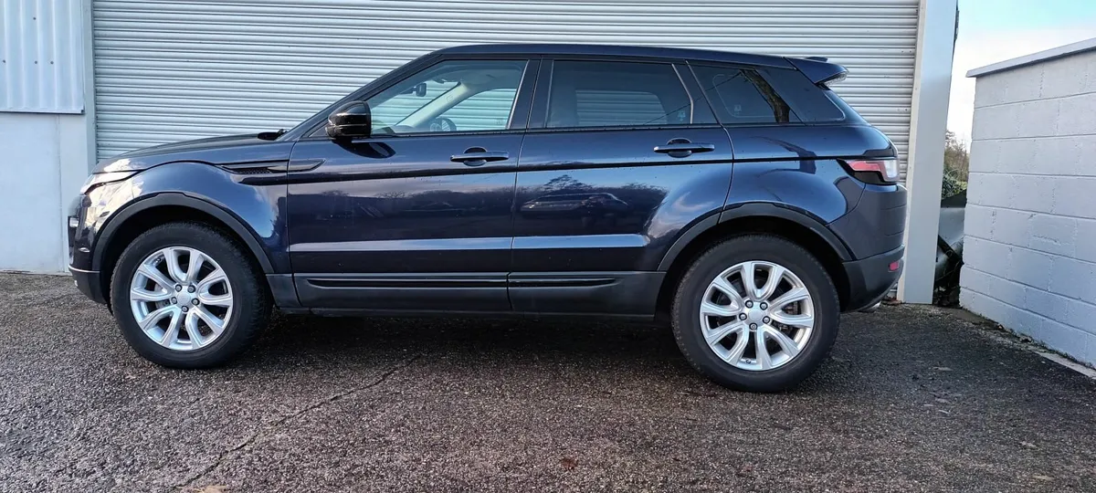 Land Rover Range Rover Evoque 2017 SE - Image 4