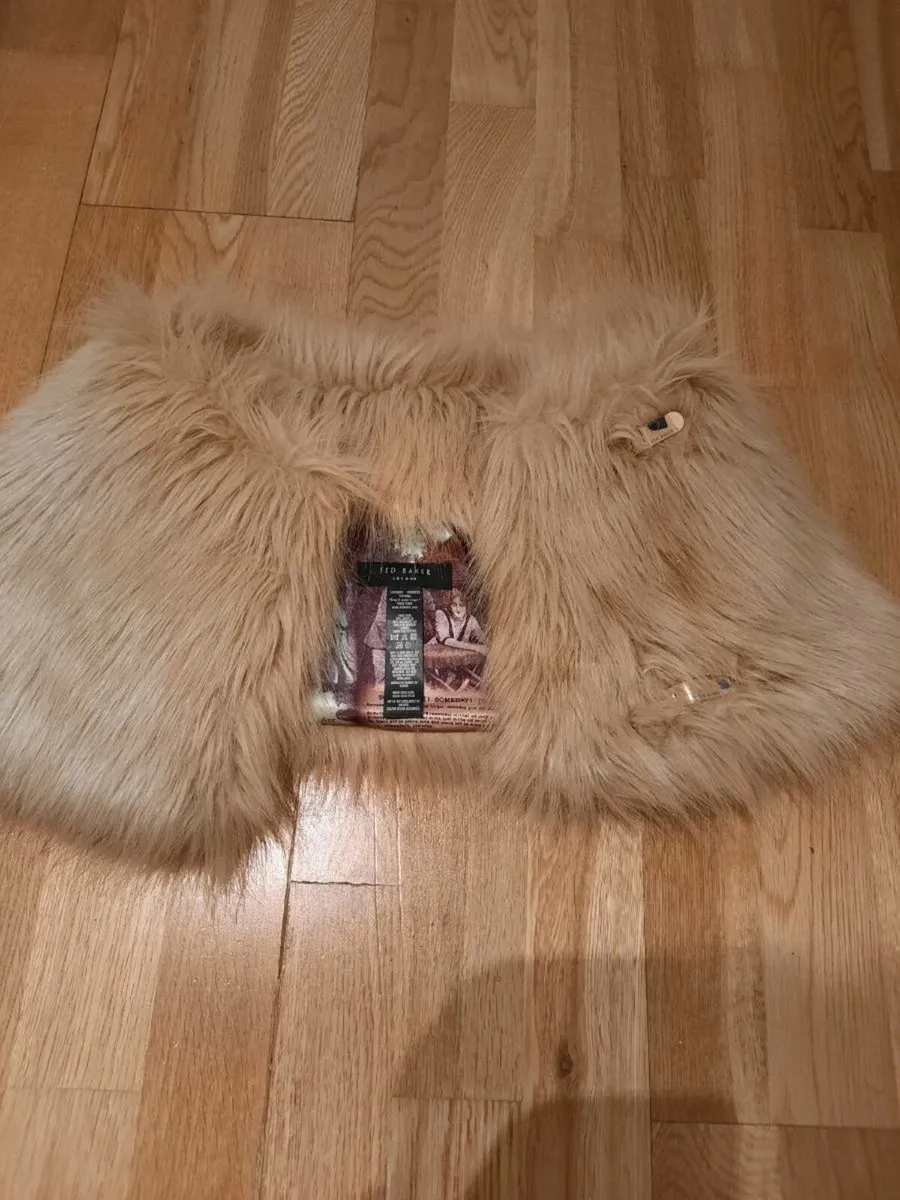 Ted Baker  fur stowl/ wrap - Image 1