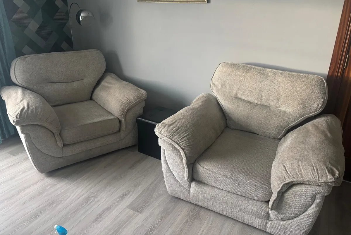 3 piece suite - Image 3