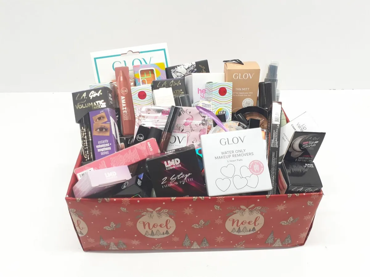 Online Auction Of A Goodie Box & More! - Image 1