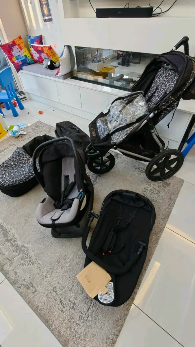 Mountain buggy terrain running buggy - Image 1