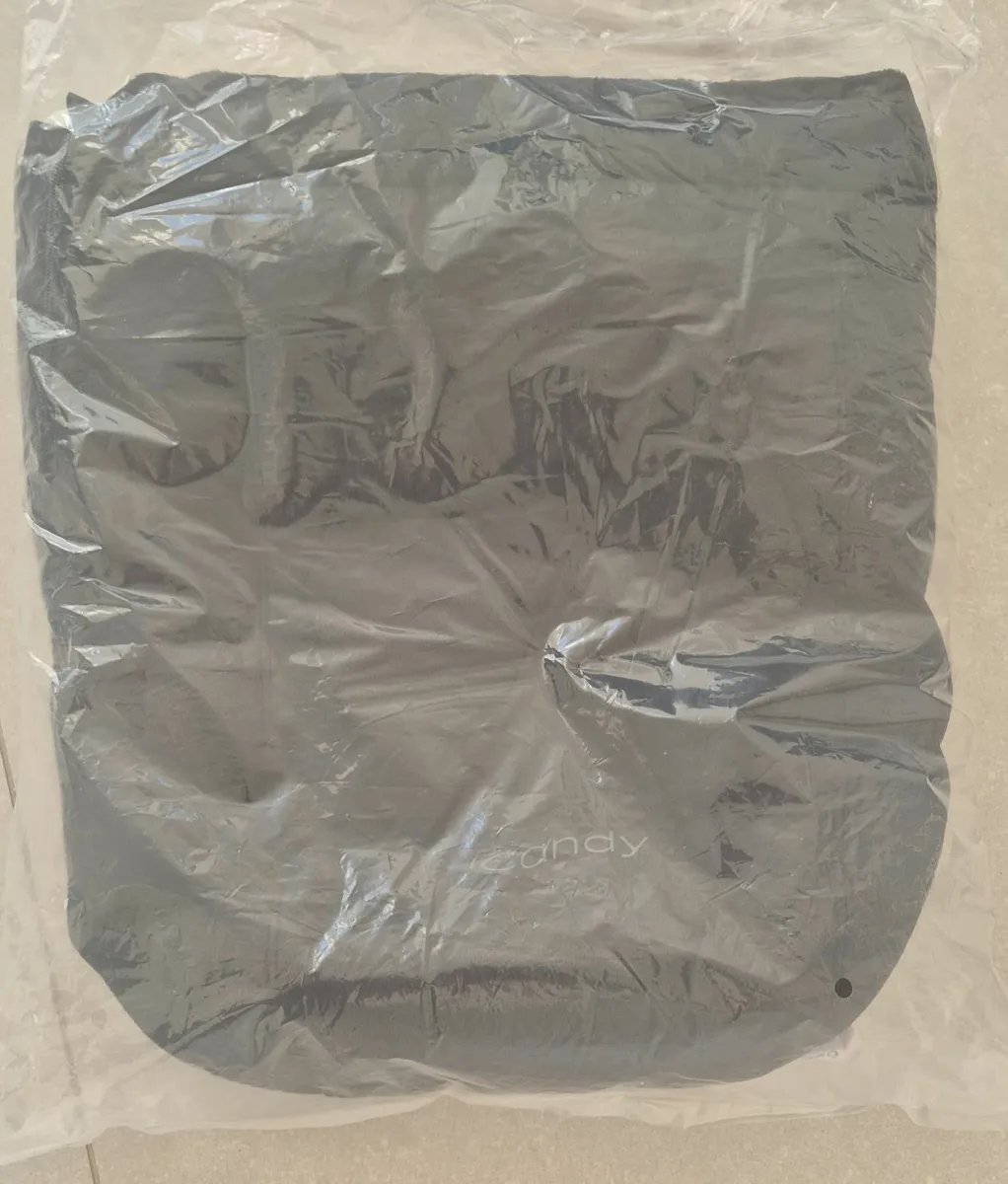 Icandy orange footmuff new black - Image 2