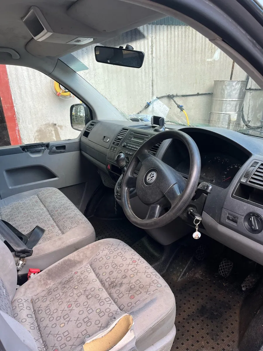 1.9L Volkswagen shuttle - Image 3