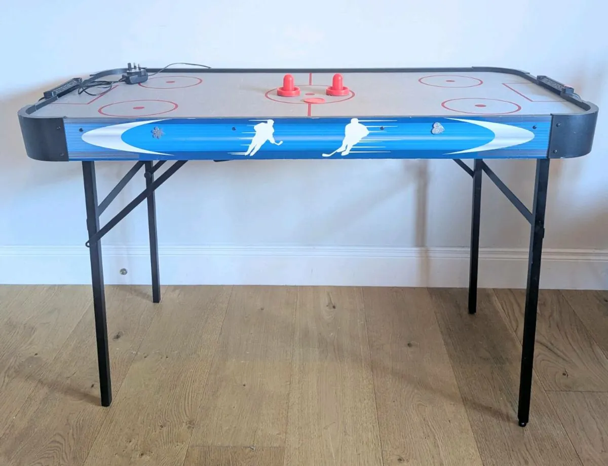 Air hockey table - Image 2