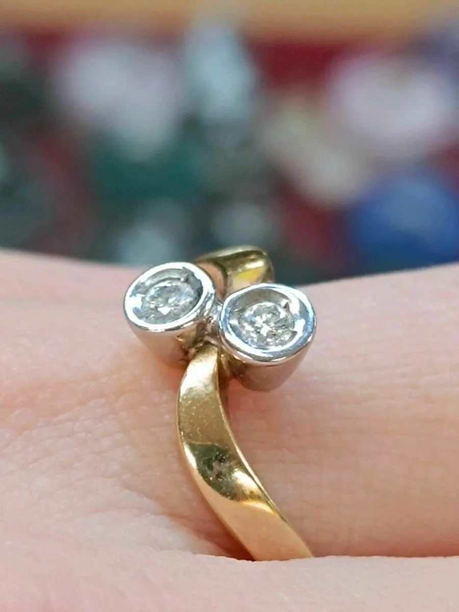 Vintage 14k Gold Diamond Toi et Moi Ring - Image 3